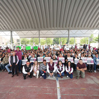 Entrega Gobierno de Puebla capital apoyos de Presupuesto Participativo en Agua Santa