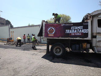 Pepe Chedraui lidera programa de bacheo en Bulevar Norte y Gran Avenida por seguridad vial