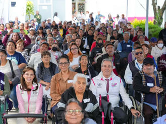 Gobierno de Puebla y DIF Capital fortalecen inclusión con entrega de 122 aparatos funcionales