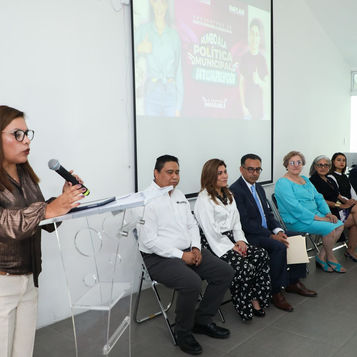 Universitarios Debaten Futuro de Transparencia Municipal en Puebla