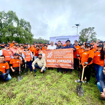 Gobierno de Puebla Lidera Plantación Masiva de Árboles para una Ciudad Más Verde