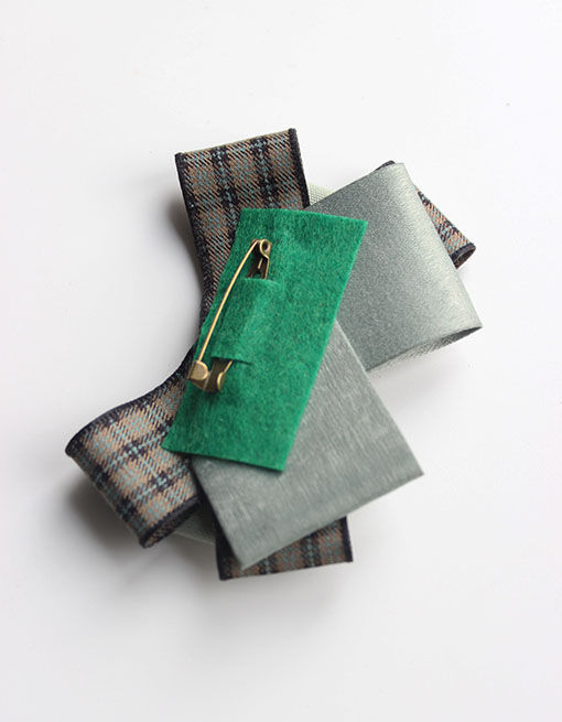 Миниатюра: Брошка Елена