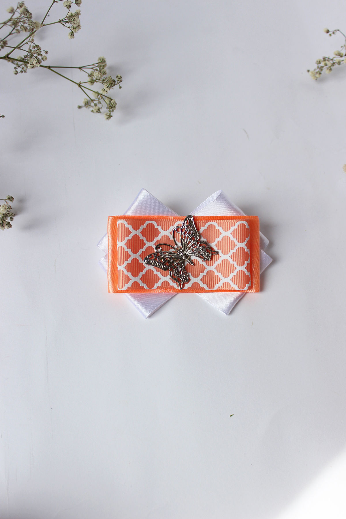 Брошка Лъчезара