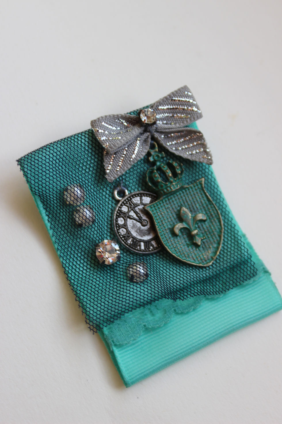 Миниатюра: Брошка Гала