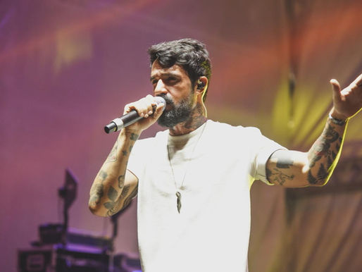 Nesta sexta-feira (11), Pedro Pondé faz show no Colaboraê e apresenta canção recém-lançada