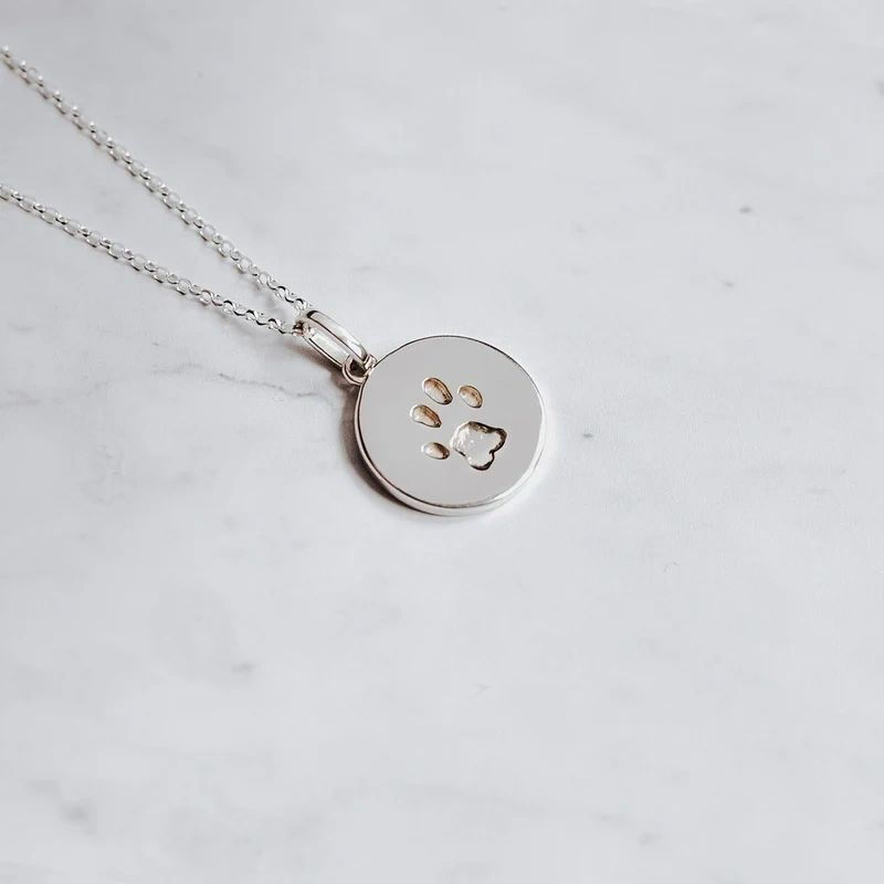classicdiscpawprintcharm_800x.jpeg