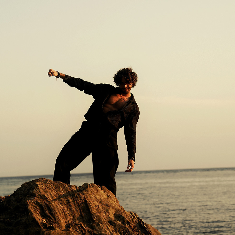 Max Rise's album photo of his pop and funk song "Dancing For the Crown"