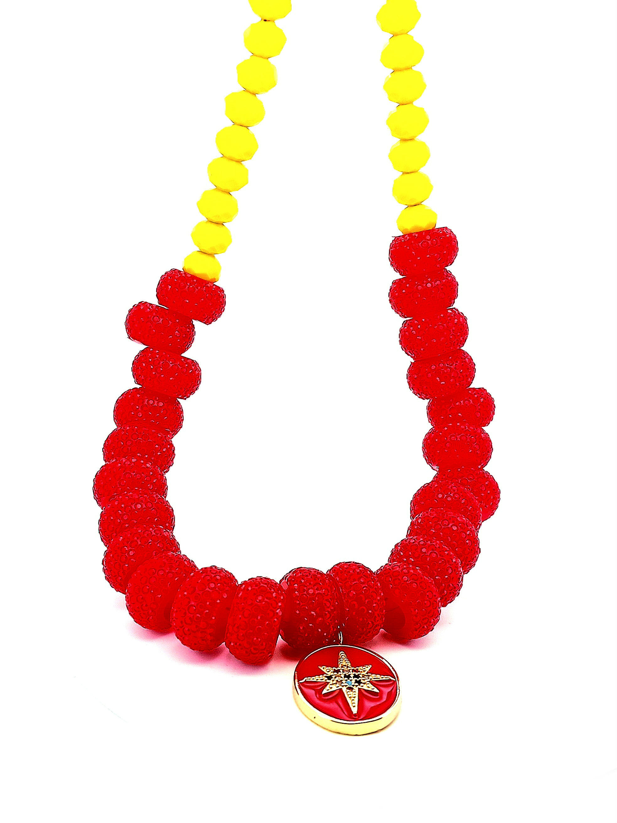 Red star Necklace