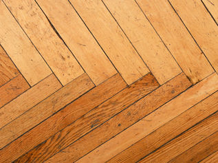 Como recuperar piso laminado de madeira?