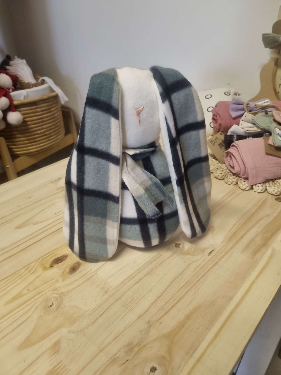 Thumbnail: Coomberry Hus met lang ore Bunny Soft Toy