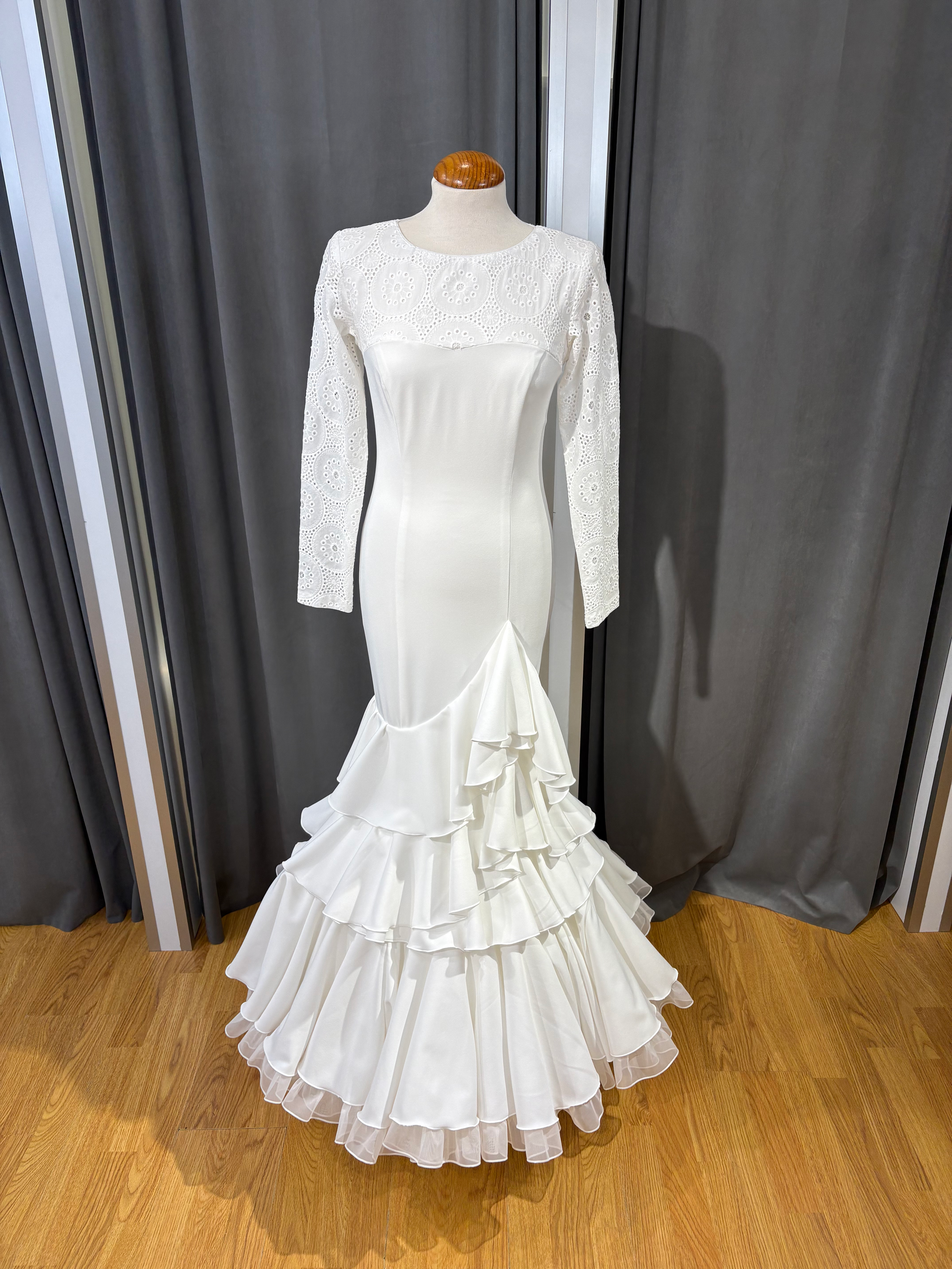 Traje Flamenca Copla Bielástico Blanco/Guipur Blanco