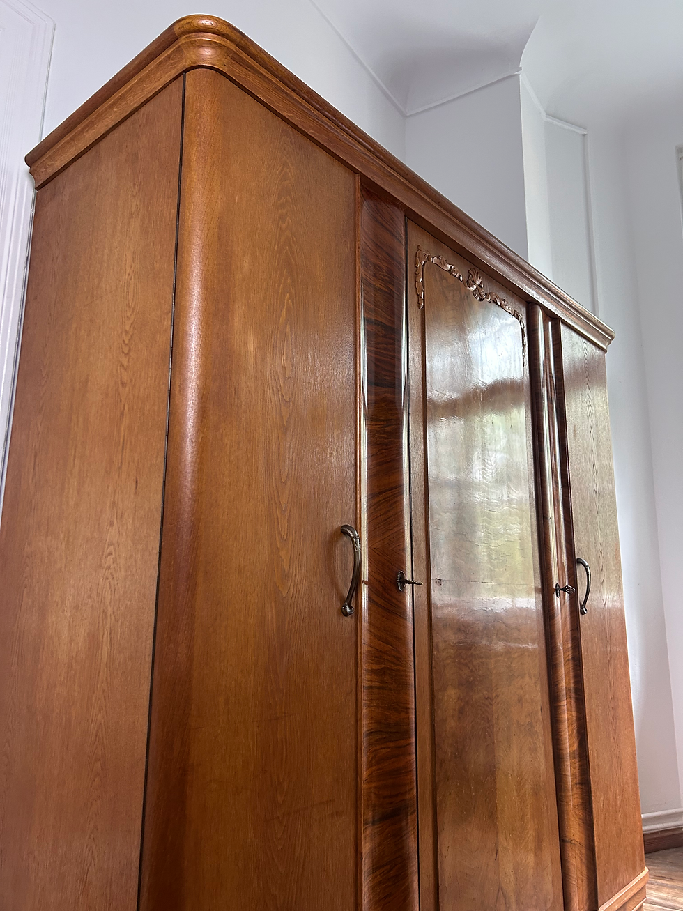 Miniaturbild: Kleiderschrank Art déco antik Vollholz 1920er vintage Nussbaum Eiche