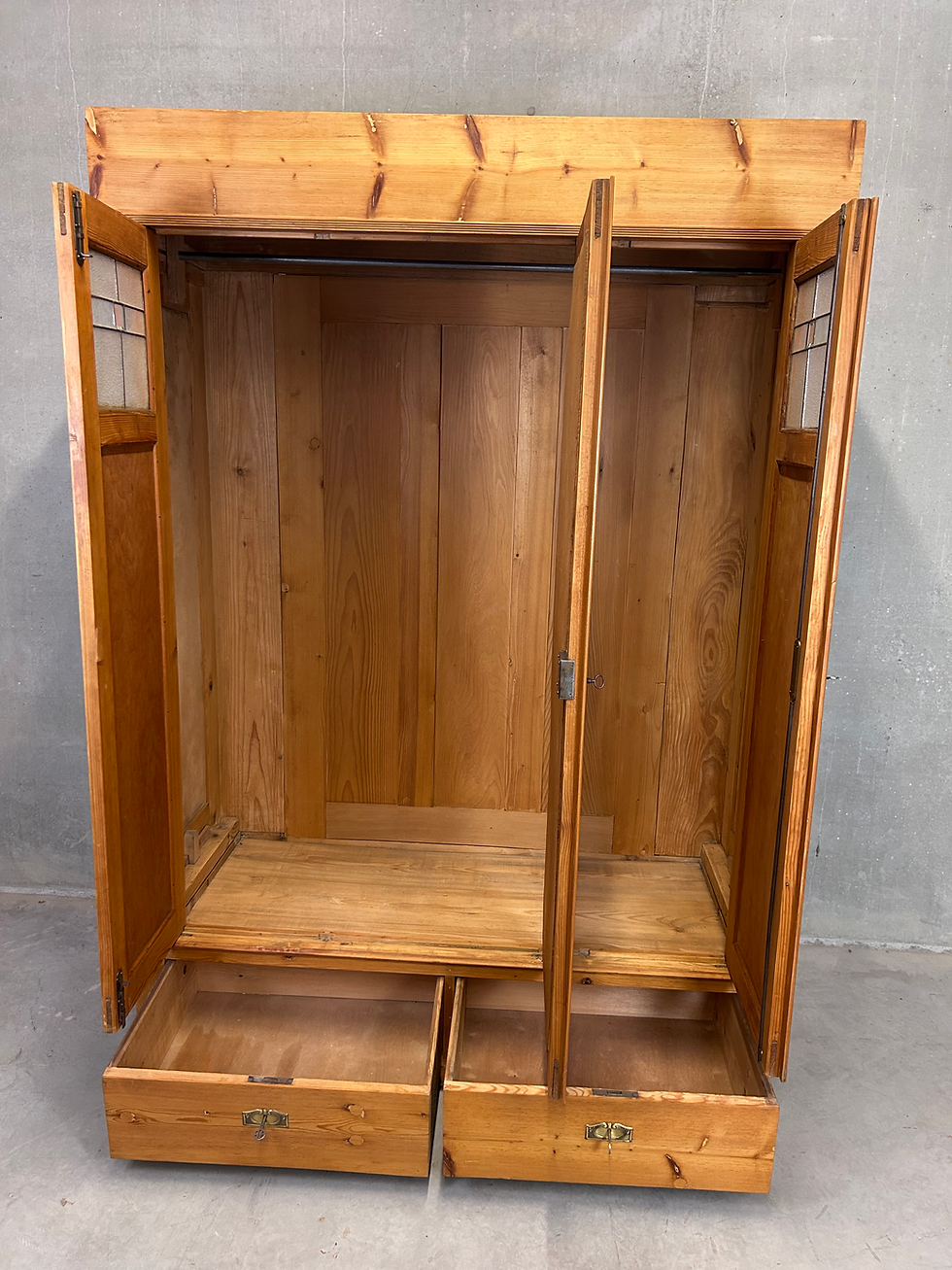 Miniaturbild: Kleiderschrank antik Weichholz Spiegel Vollholz vintage Glas Kleiderstange 