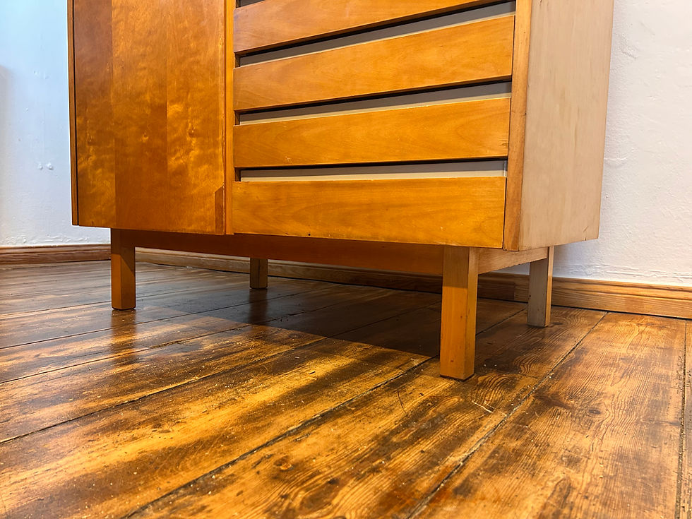 Miniaturbild: Kleiderschrank Hellerau 794/1a DDR vintage midcentury Birke Stange Böden Aufsatz