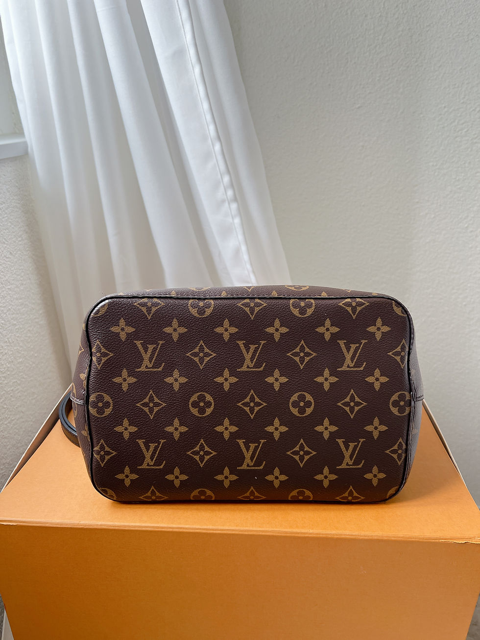 Thumbnail: Louis Vuitton Neo Noe