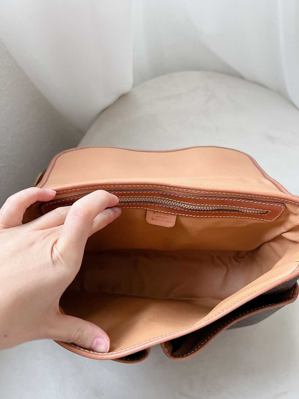 Thumbnail: Celine Vintage Messanger Bag 