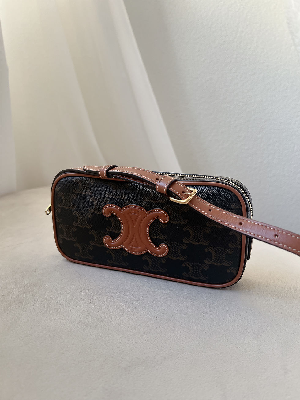 Thumbnail: Celine Shoulder Bag