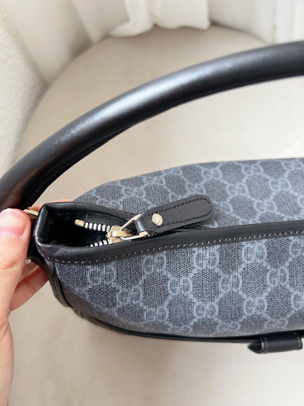 Thumbnail: Gucci Hobo Bag
