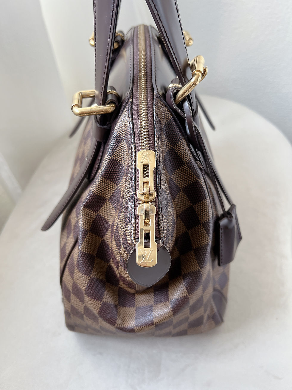 Thumbnail: Louis Vuitton Tot Shoulder Bag
