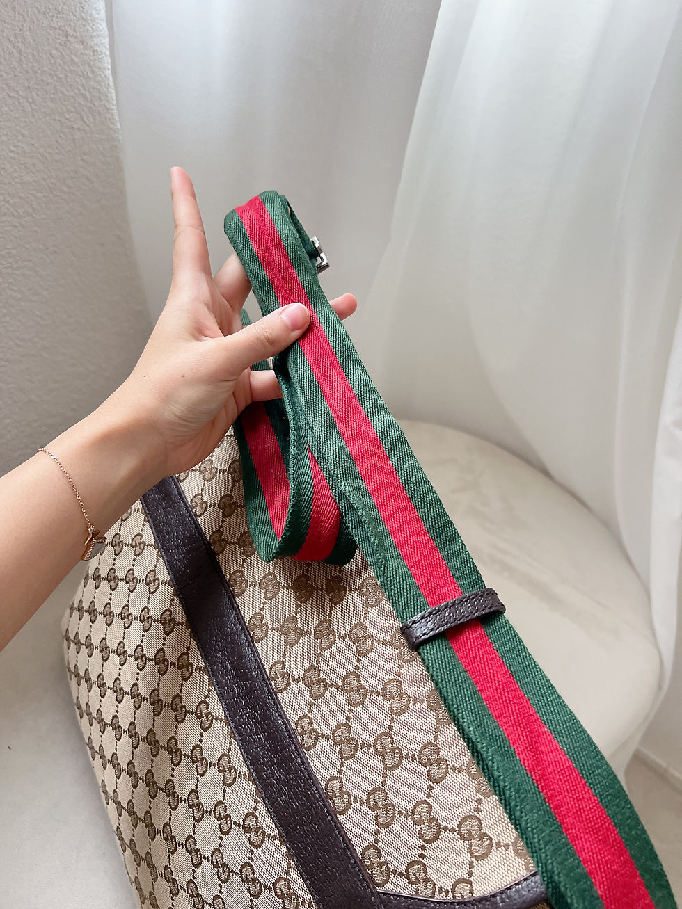 Thumbnail: Gucci Messanger Bag
