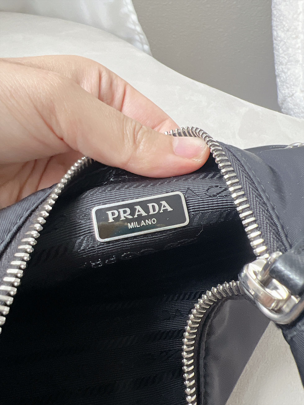 Thumbnail: Prada Hobo Multipouchette
