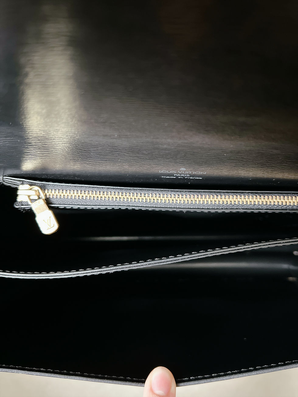 Thumbnail: Louis Vuitton Epic Shoulder Bag