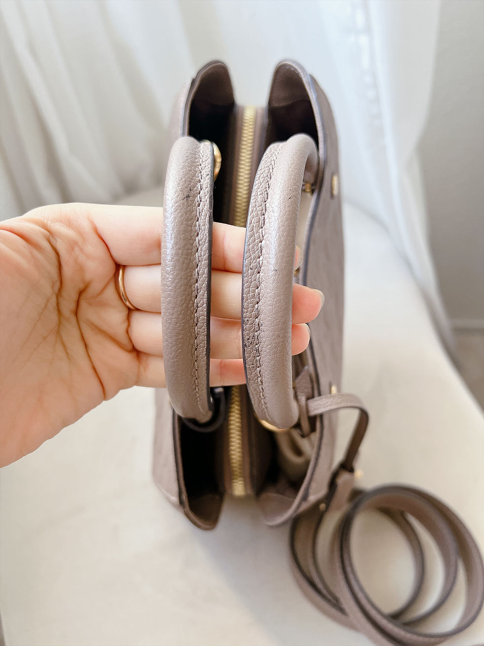 Thumbnail: Louis Vuitton Montaigne PM