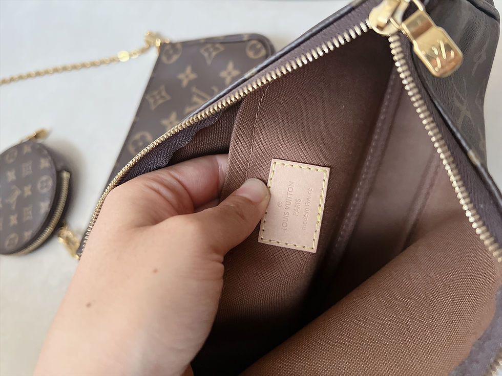 Thumbnail: Louis Vuitton Multipouchette