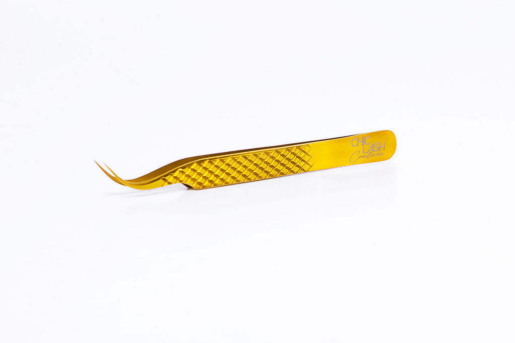 Easy to Grip Curved Tweezer