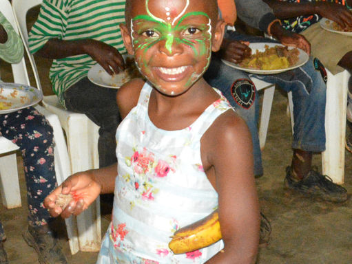 Kids Christmas Food and Gifts Party.