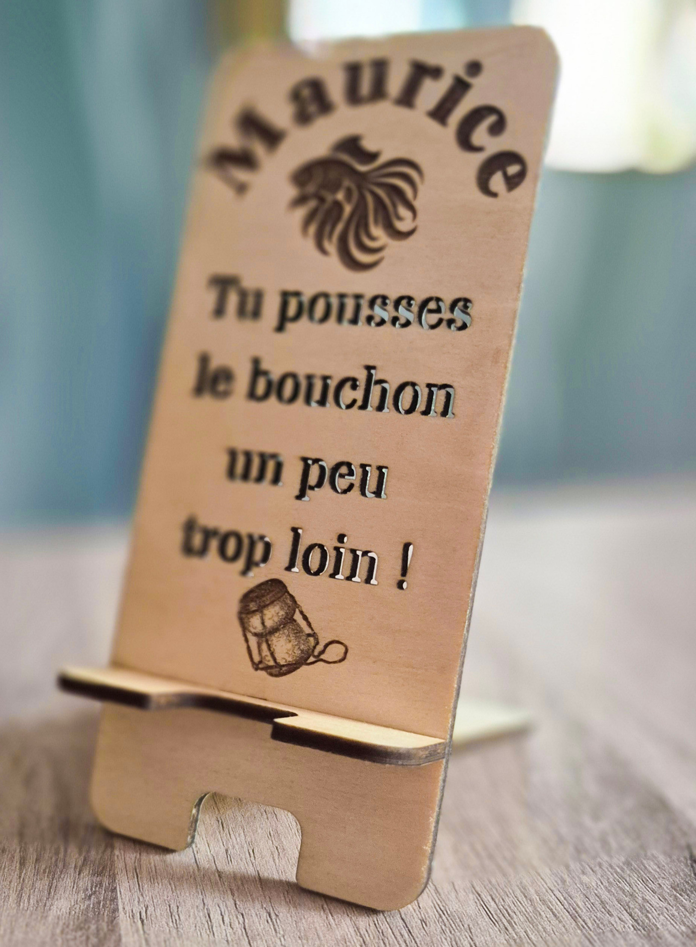 Support téléphone bois 100% personnalisable