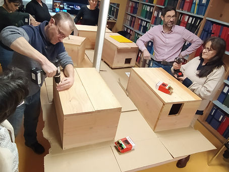 Construction de gîtes à hérissons