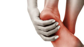 Spina calcaneare e fascite plantare: Cause, sintomi e cura.