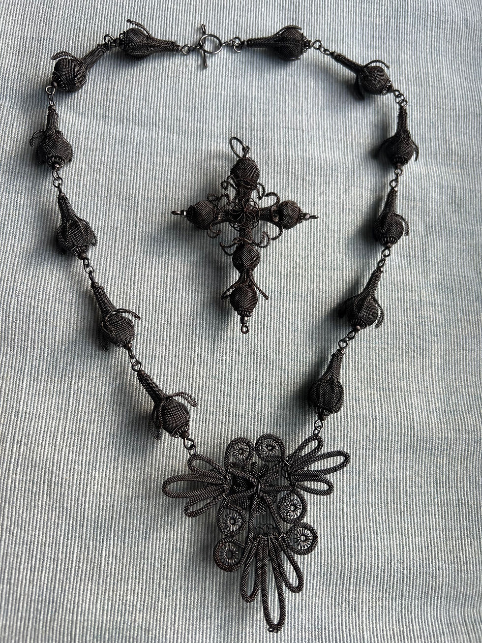 Thumbnail: Silesian Fuschia Necklace c.1810
