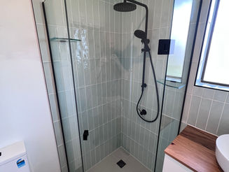 How to Fix a Leaking Shower: Shower Repairs and Rebuilds Explained