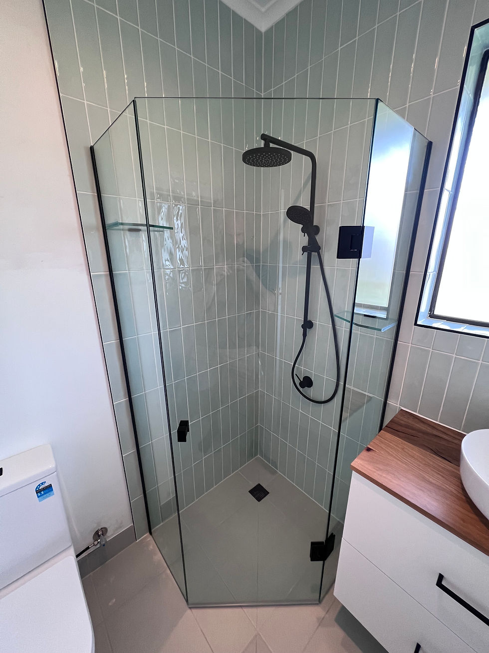 How to Fix a Leaking Shower: Shower Repairs and Rebuilds Explained