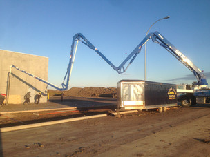 industrial and commercial concrete pumping truck