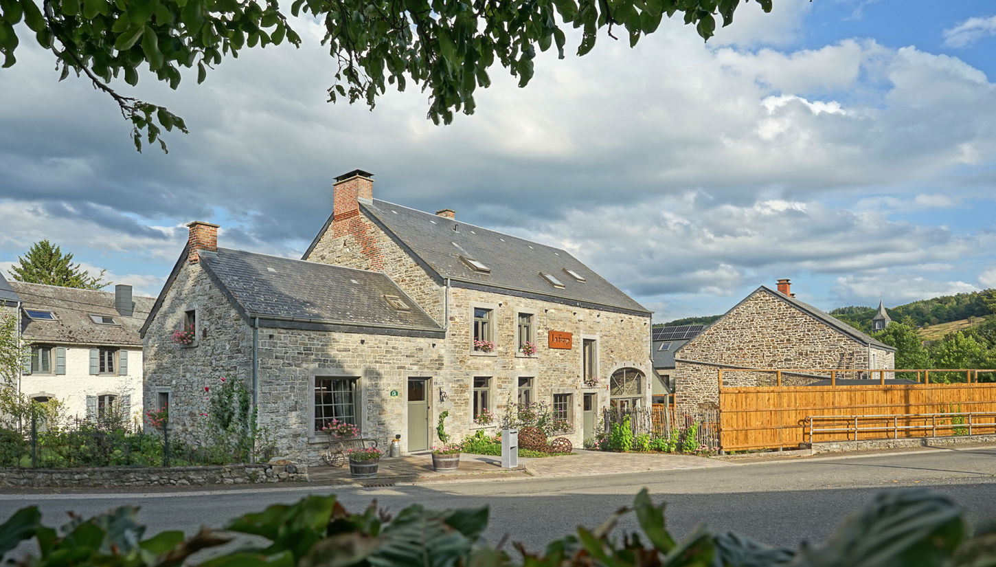 Façade avant Chambres d'Hôtes La Forge