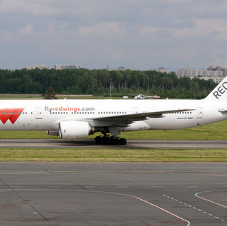 Самолёт Red Wings вернулся в Новосибирск из-за разгерметизации кабины