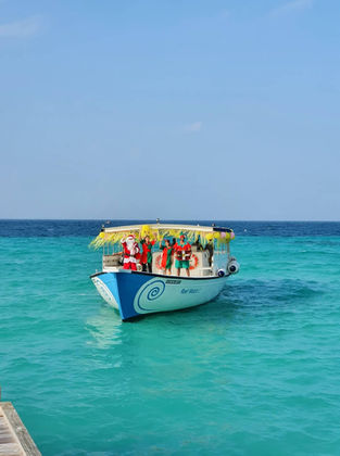 Увлекательный праздничный сезон в Kuramathi Maldives