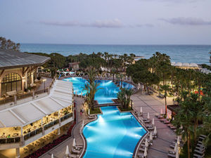 Relaxury-март в Papillon Zeugma