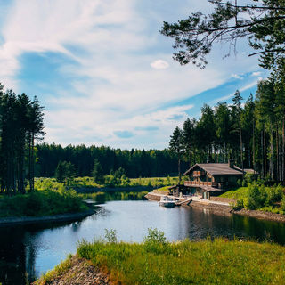 Спрос на поездки по России на майские праздники снизился