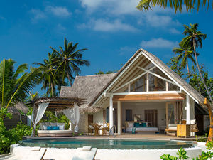 Milaidhoo, Baros и Huvafen Fushi– исполняют новогодние чудеса на фоне белоснежных пляжей и голубых лагун