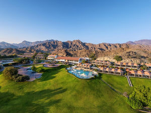 JA Hatta Fort Hotel: уединение и романтика среди гор