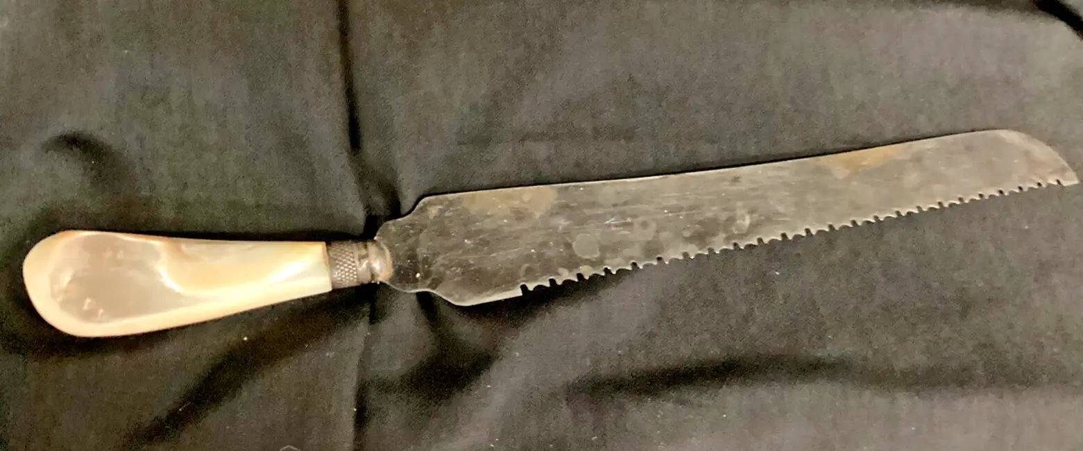 Antique Bread Knife Serrated Enron Mother Of Pearl Handle 1900’s