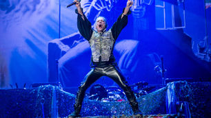 Bruce Dickinson: "Non ci ritireremo mai, cazzo!"