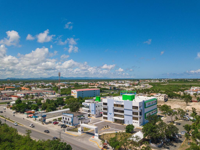 CENTRO MEDICO PUNTA CANA.png