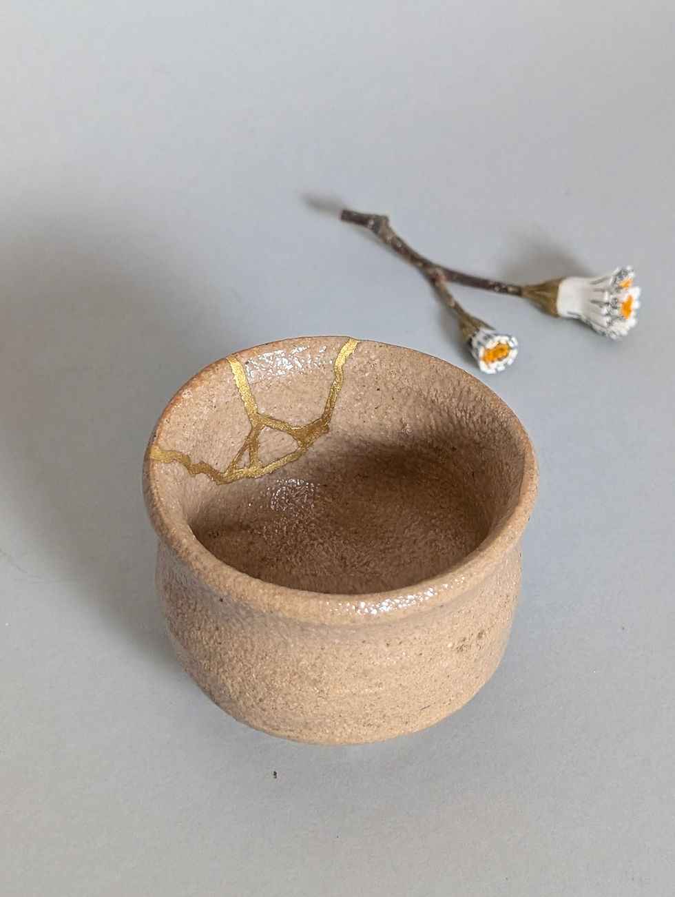 Petite Tasse Hagi-Yaki - Kintsugi Traditionnel Japonais Or 23K - 2