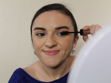 How To #ShopSmall With Creative Contour By Carla This Holiday Season!