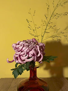 A Spores bud vase at Distant Hills Brewery